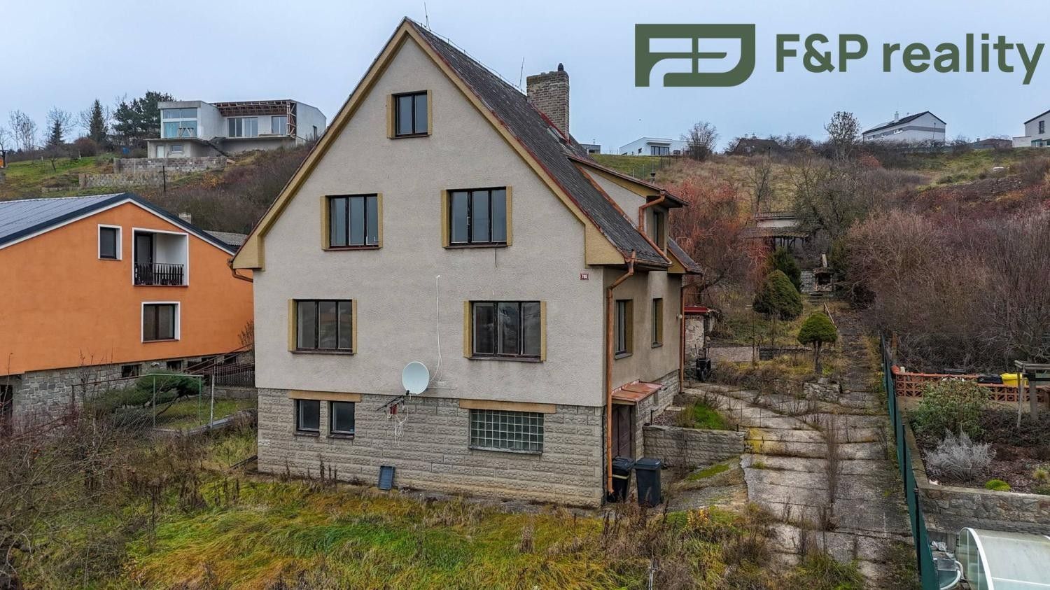 Prodej domu 228 m² - foto 1