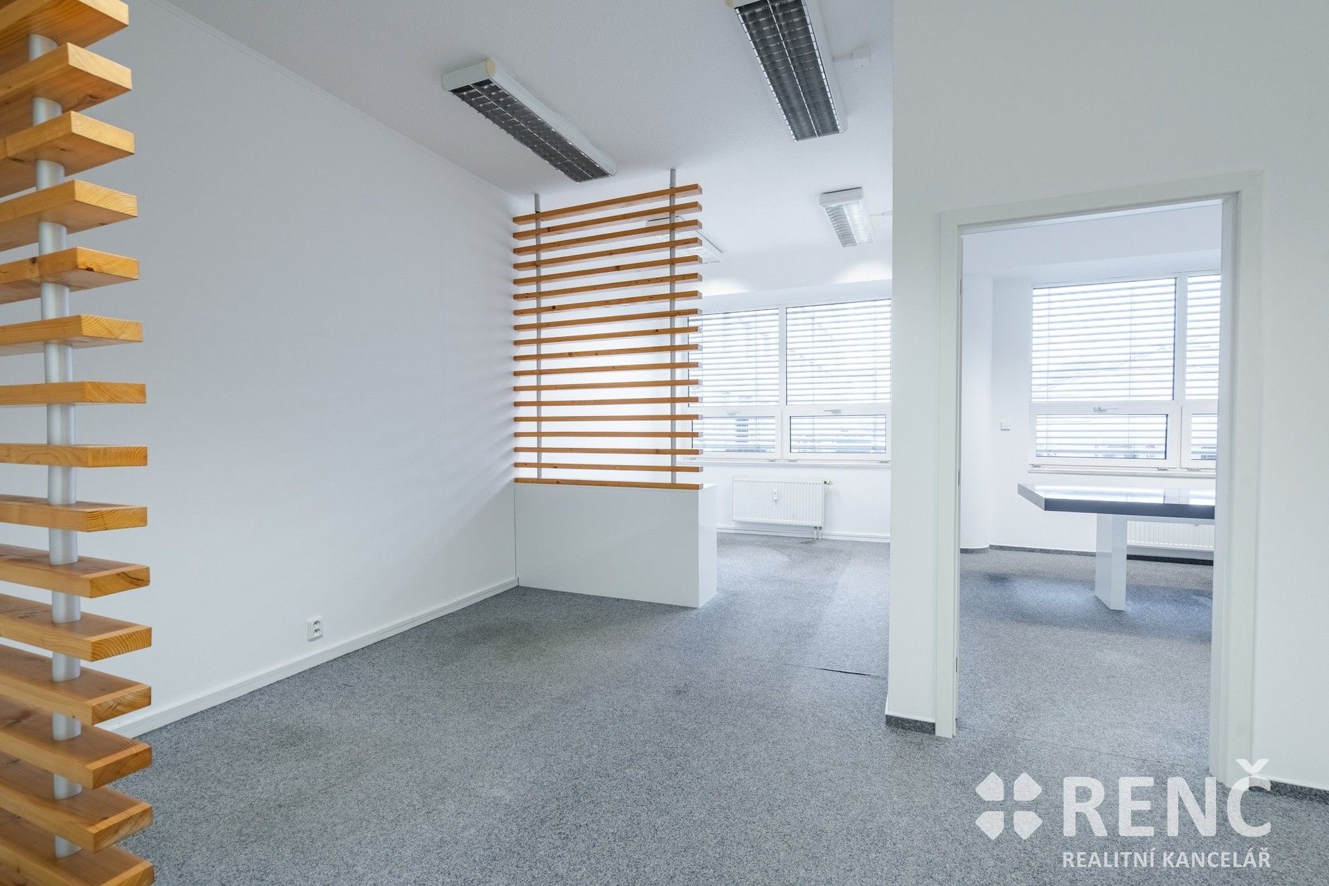 Prodej komerčního prostoru 70 m² - foto 2