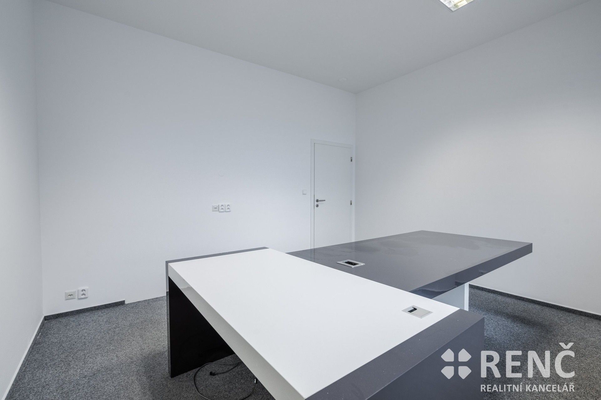 Prodej komerčního prostoru 70 m² - foto 14