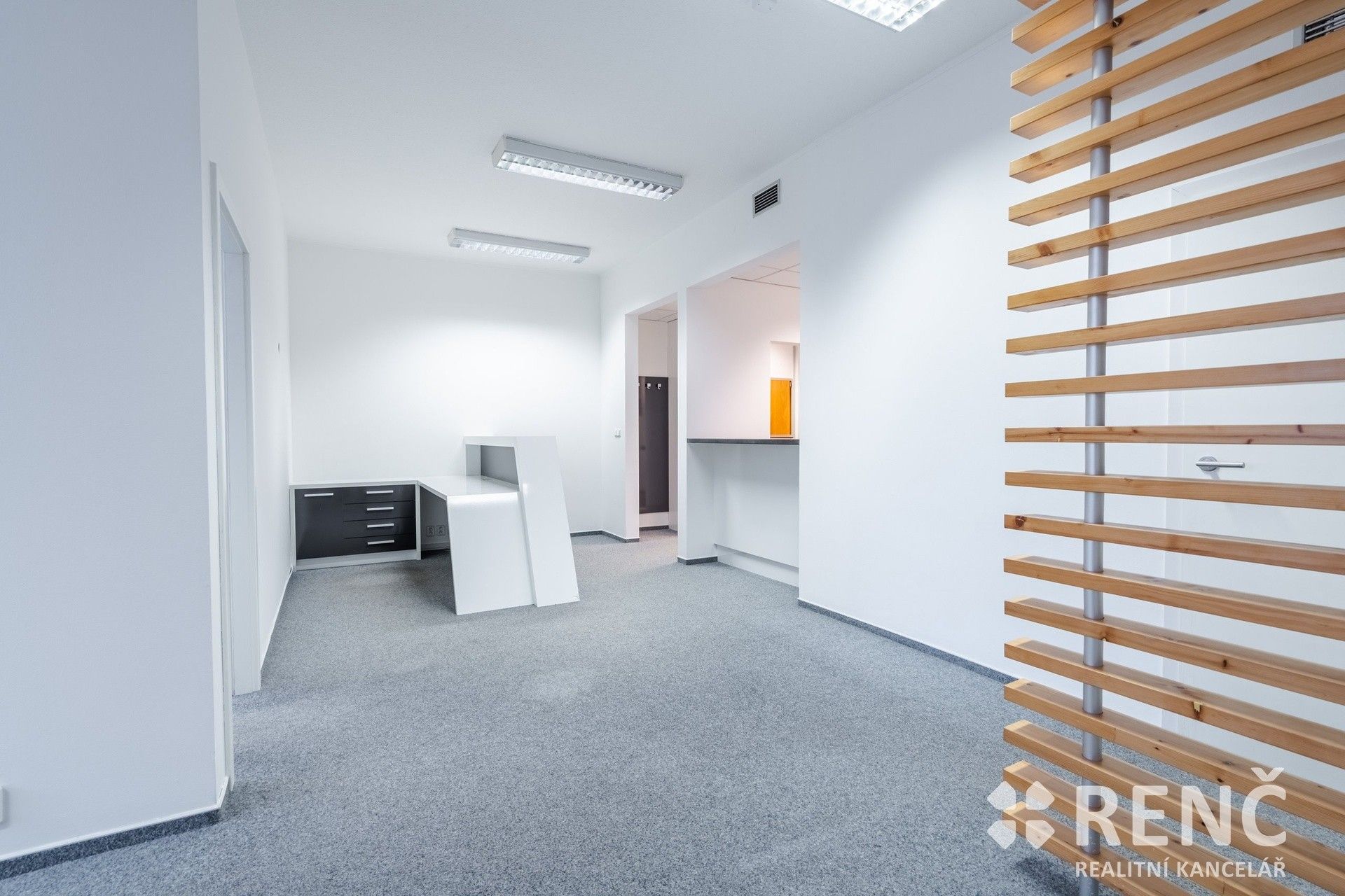 Prodej komerčního prostoru 70 m² - foto 12