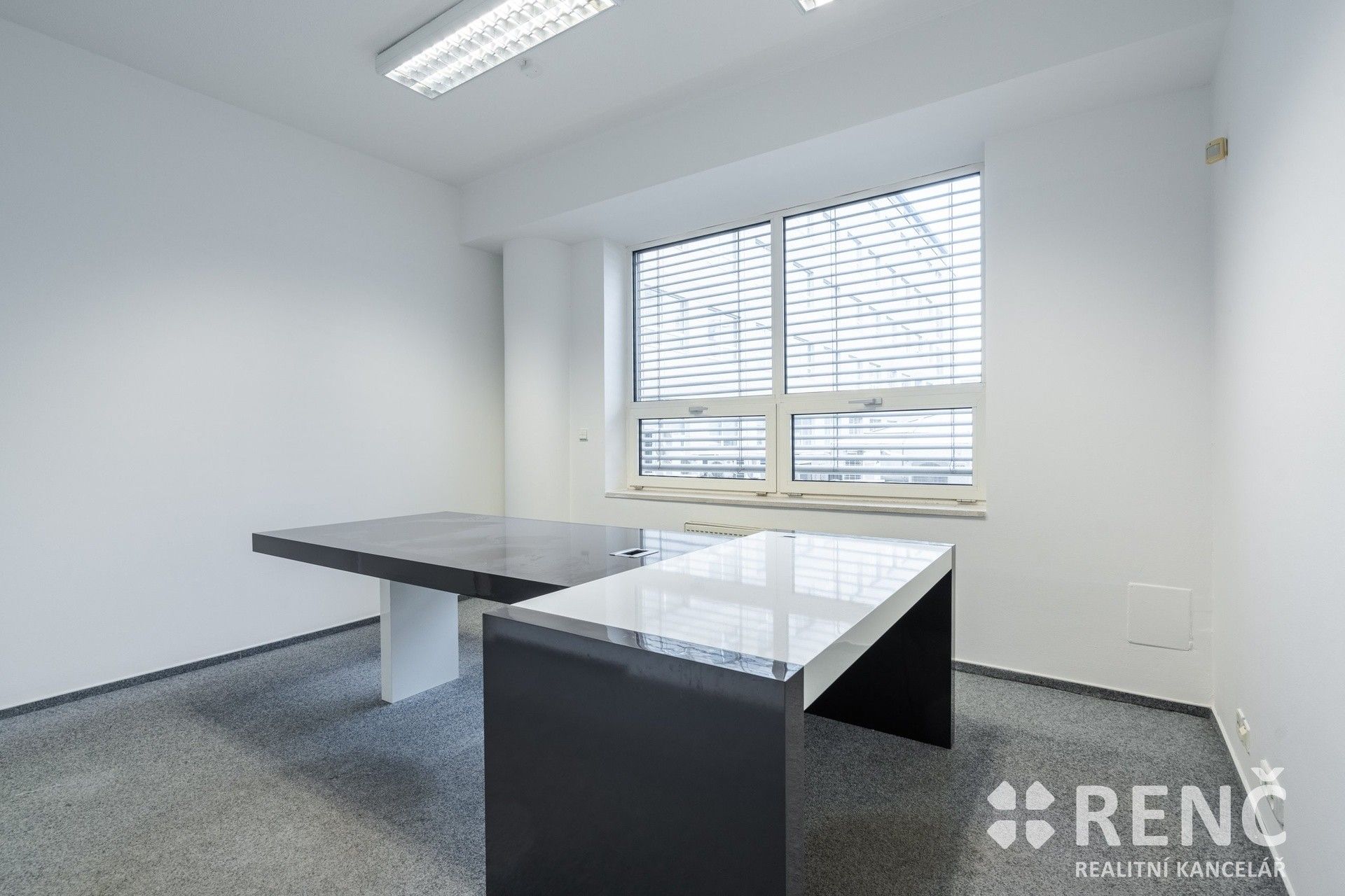Prodej komerčního prostoru 70 m² - foto 13