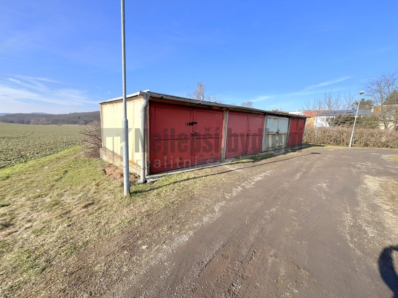 Prodej nemovitosti 18 m² - foto 1