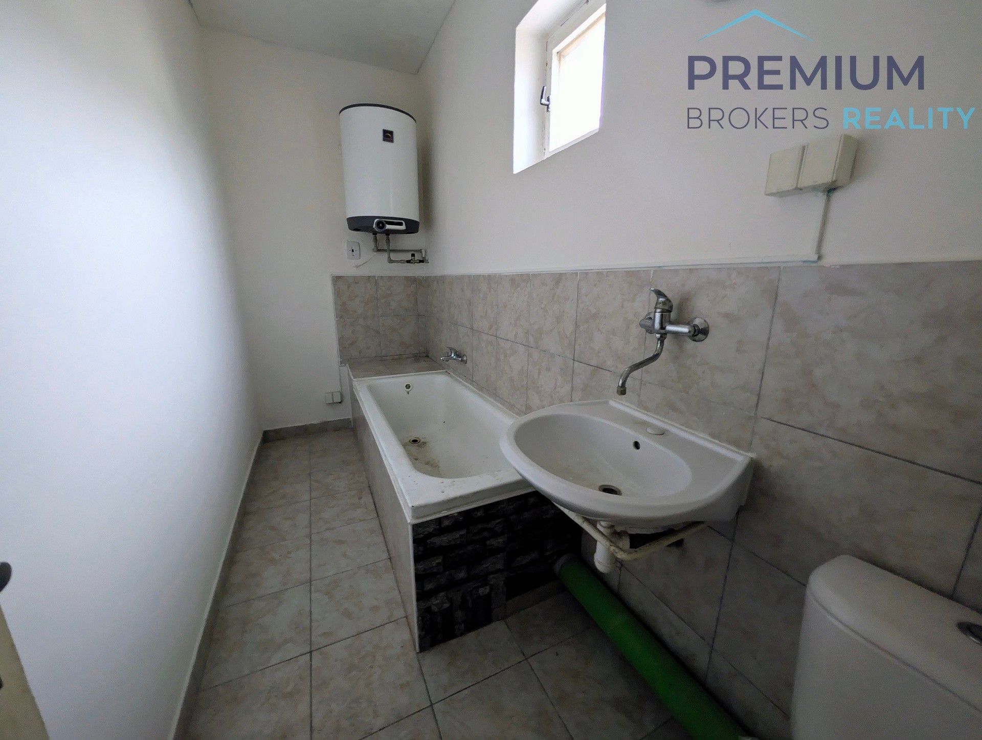 Pronájem bytu 1+1 40 m² - foto 5