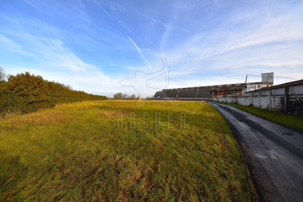 Prodej pozemku 80085 m² - foto 12