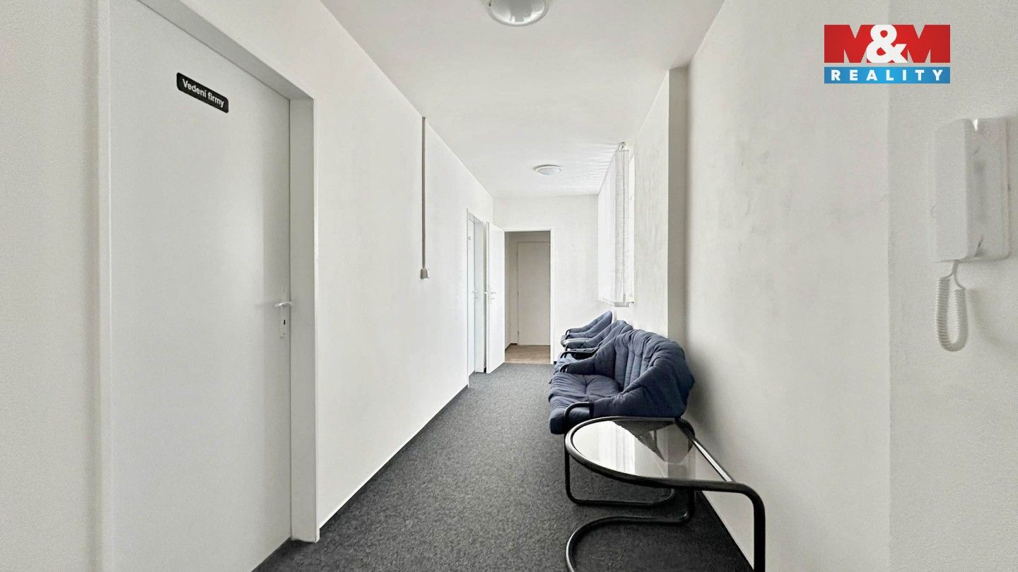 Pronájem komerčního prostoru 57 m² - foto 10
