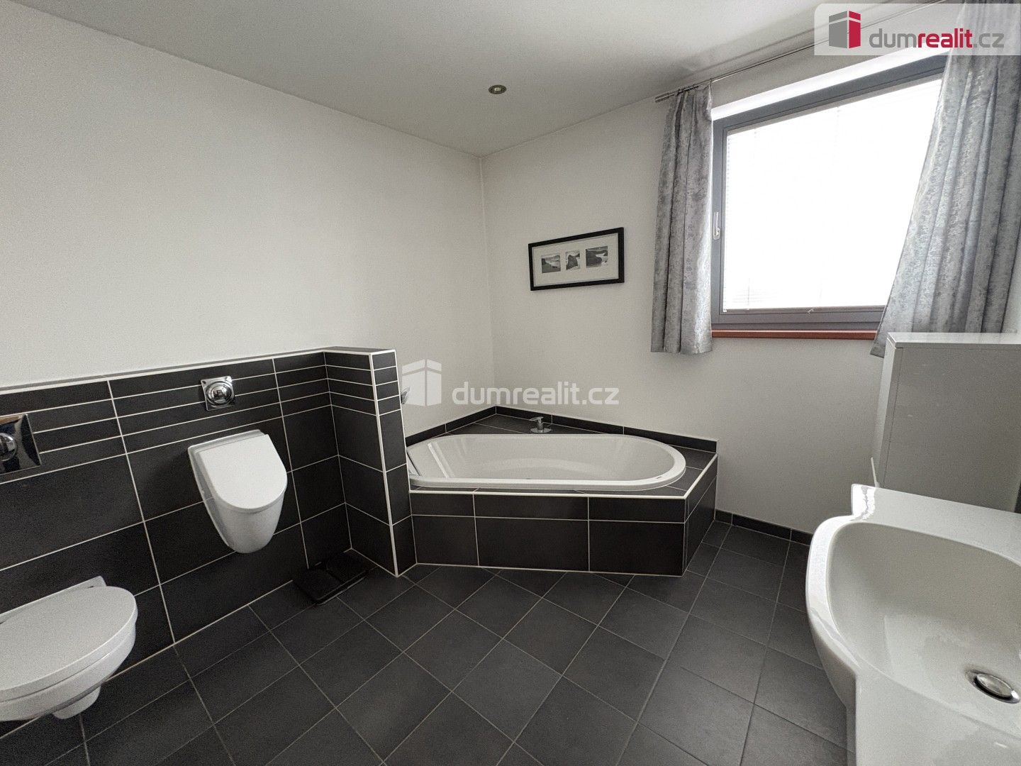 Prodej domu 208 m² - foto 2