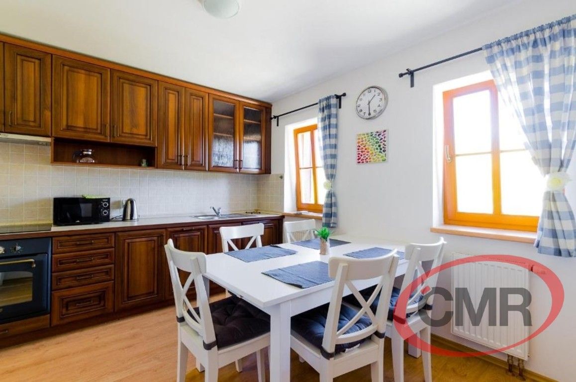 Prodej nemovitosti 64 m² - foto 2