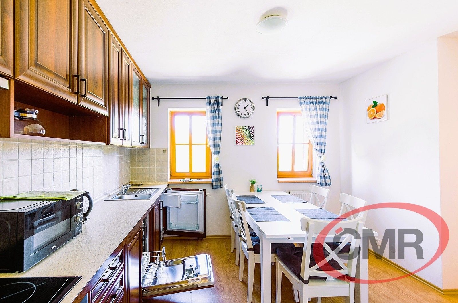 Prodej nemovitosti 64 m² - foto 4