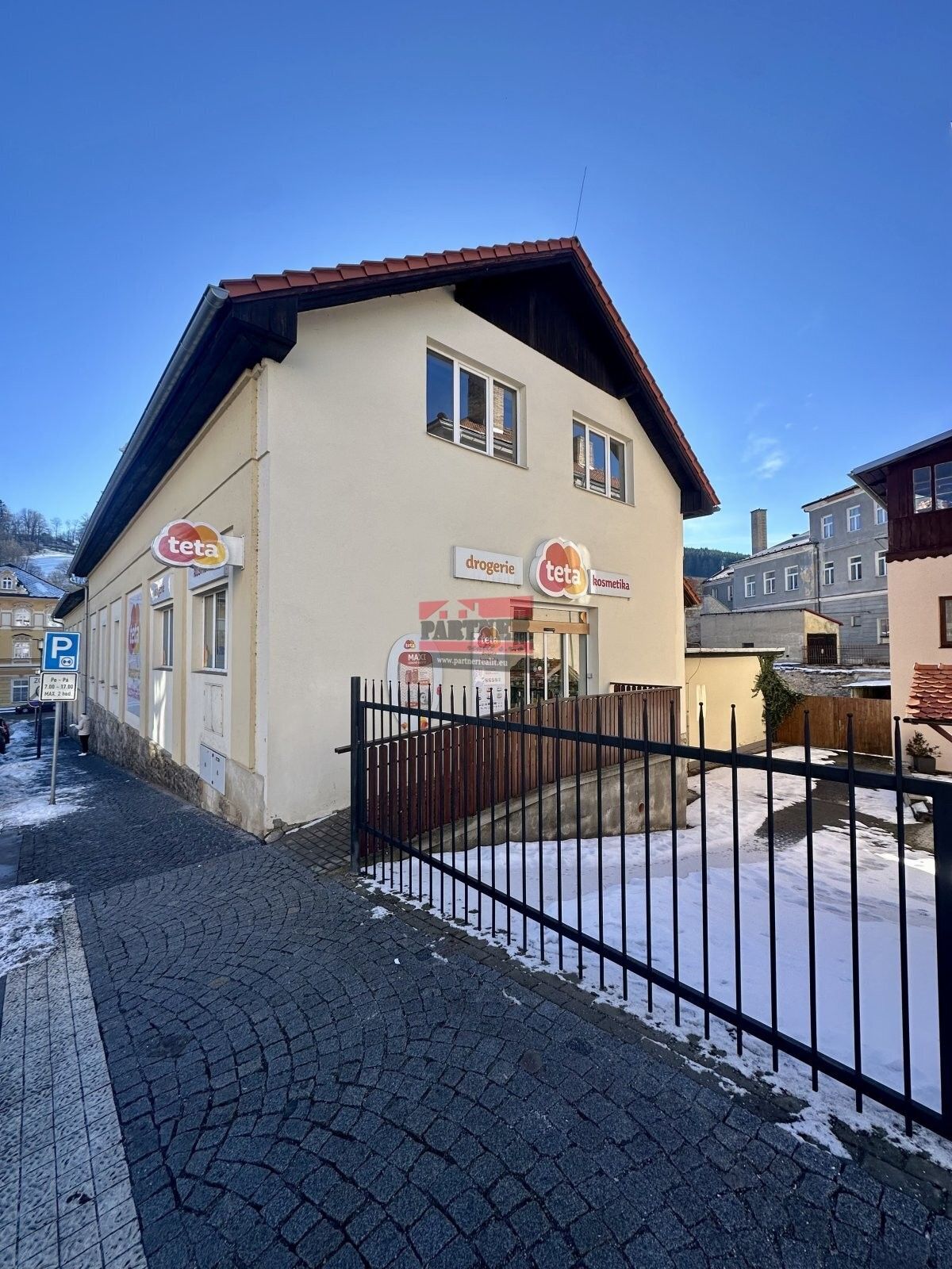 Prodej komerčního prostoru 920 m² - foto 8