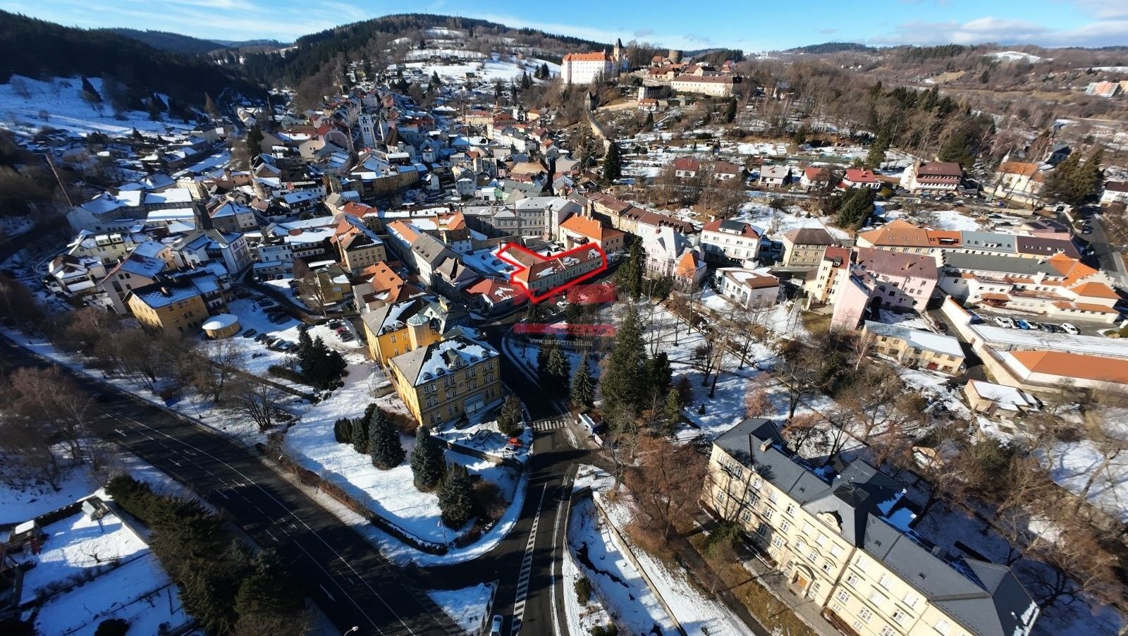 Prodej komerčního prostoru 920 m² - foto 7