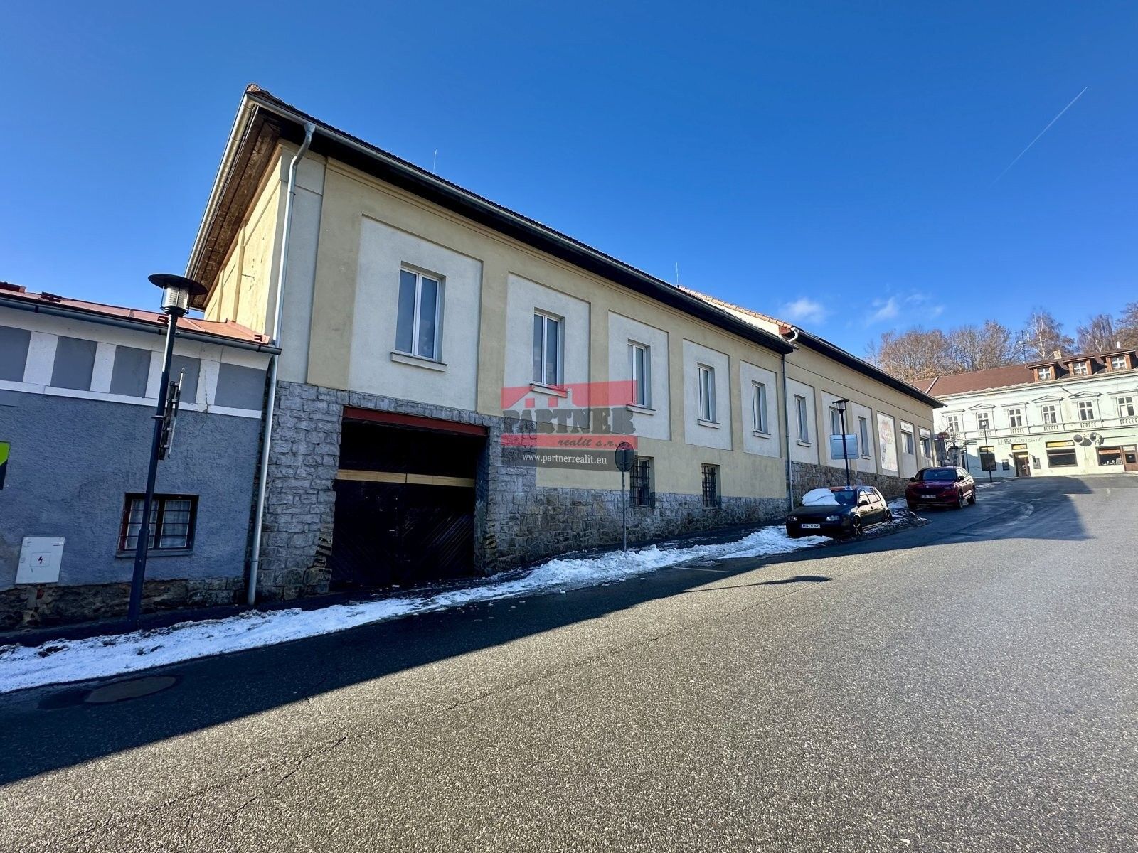 Prodej komerčního prostoru 920 m² - foto 9