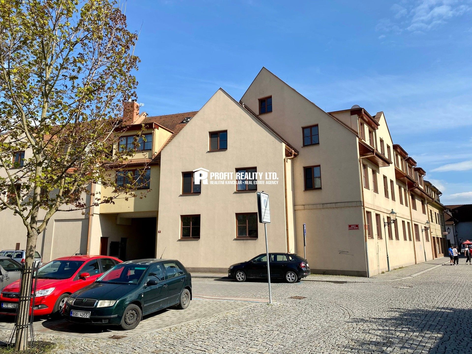 Prodej bytu 2+kk 57 m² - foto 1