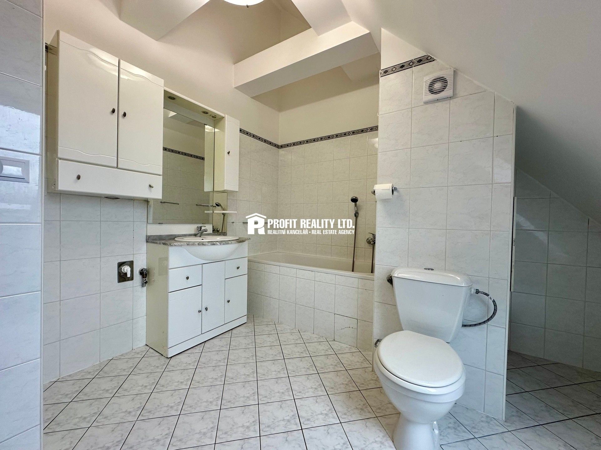 Prodej bytu 2+kk 57 m² - foto 9