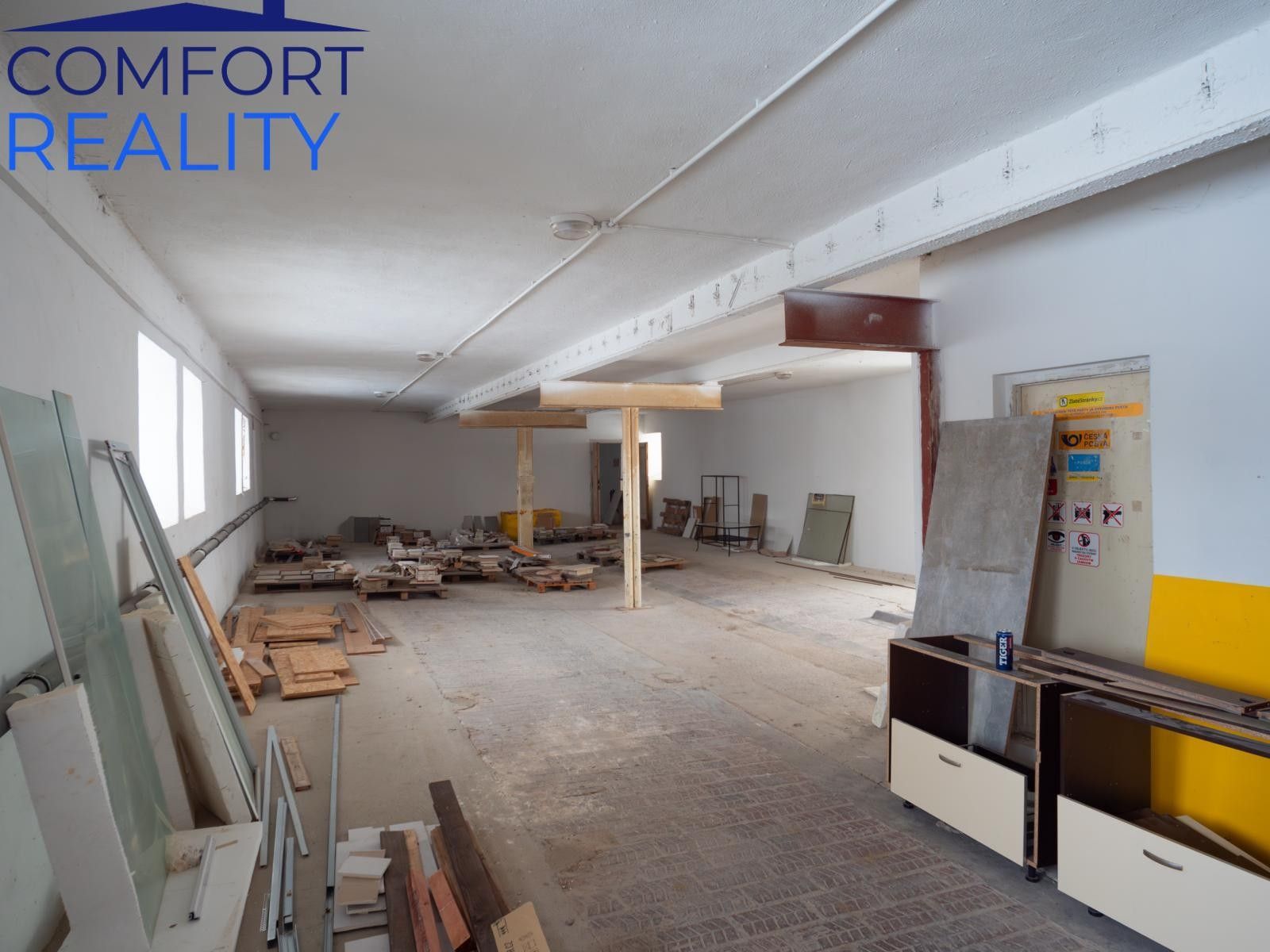 Prodej nemovitosti 1900 m² - foto 13