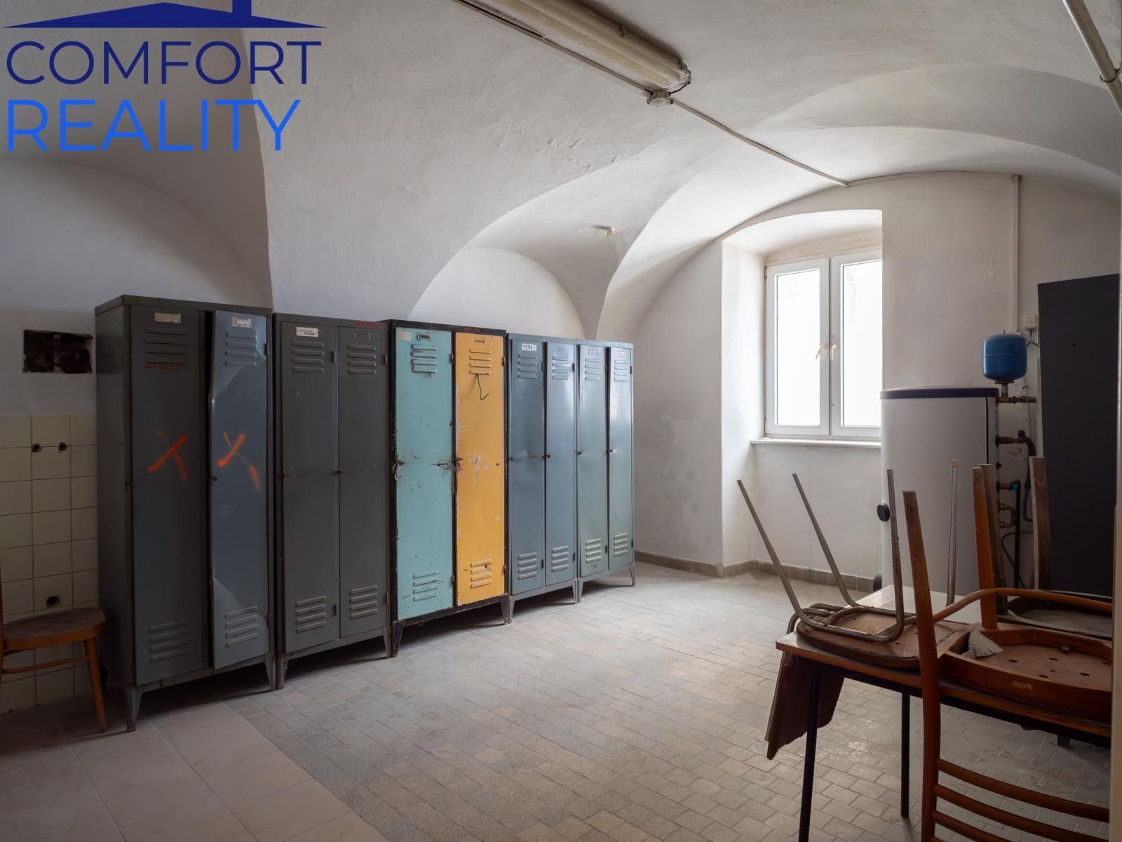 Prodej nemovitosti 1900 m² - foto 19