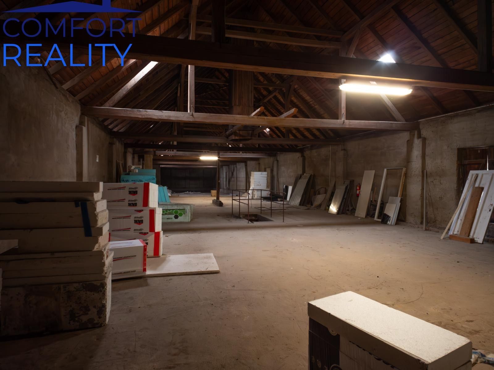 Prodej nemovitosti 1900 m² - foto 18