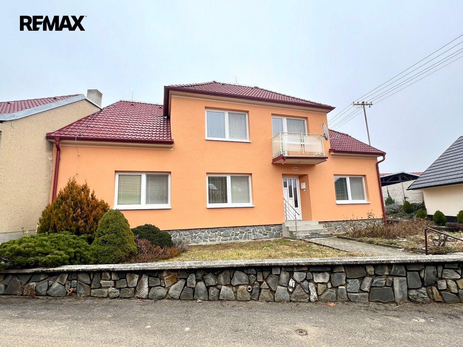 Prodej domu 90 m² - foto 1