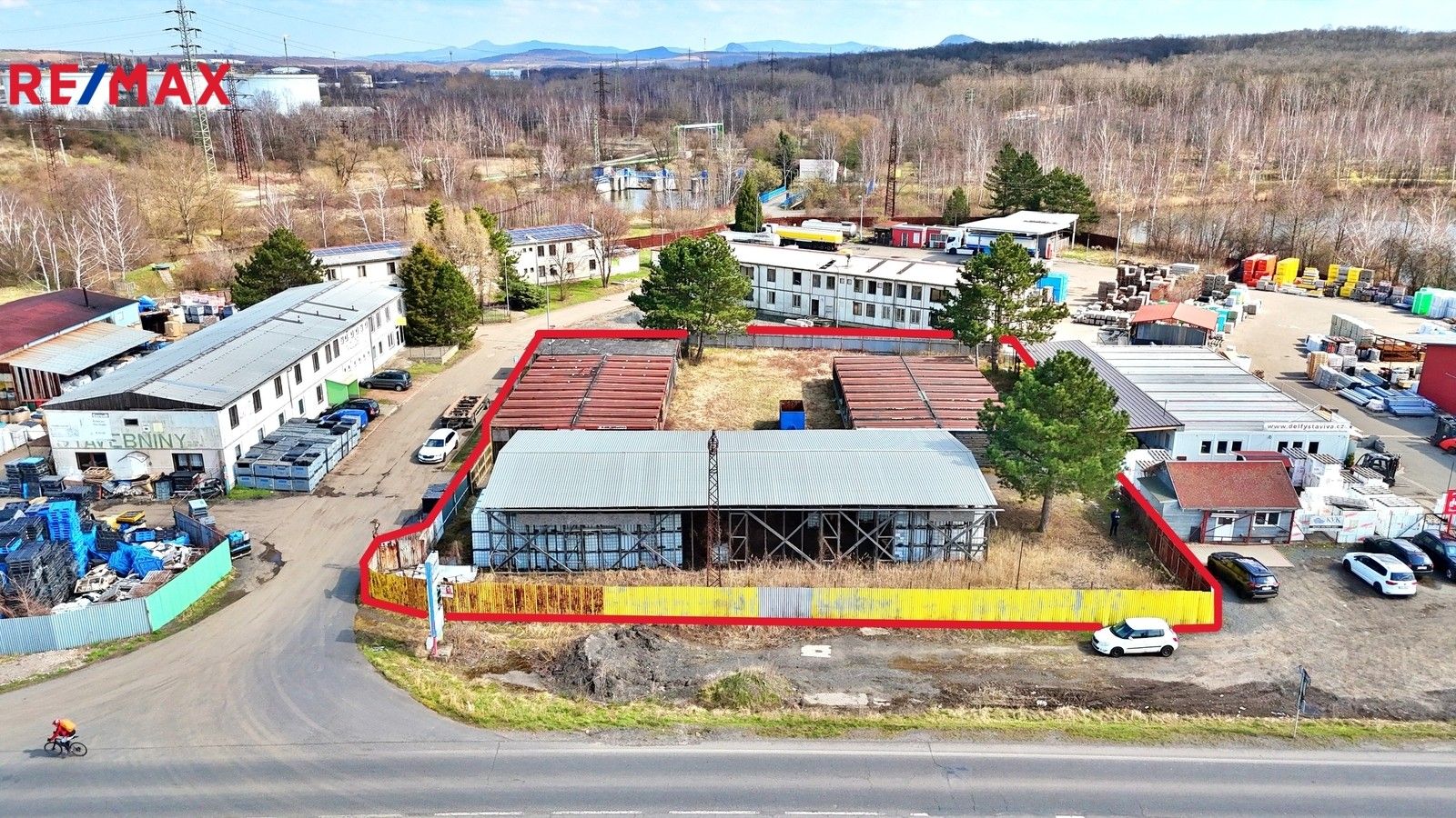 Prodej pozemku 5220 m² - foto 1