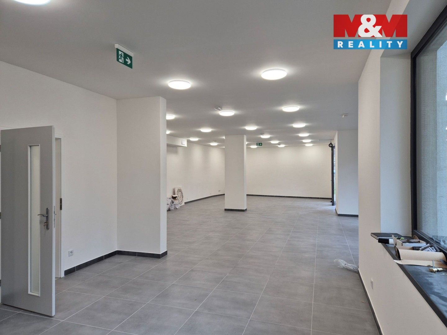 Pronájem komerčního prostoru 128 m² - foto 8