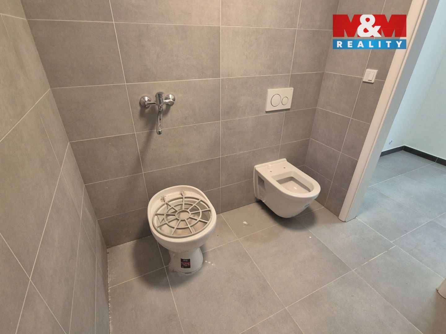 Pronájem komerčního prostoru 128 m² - foto 9