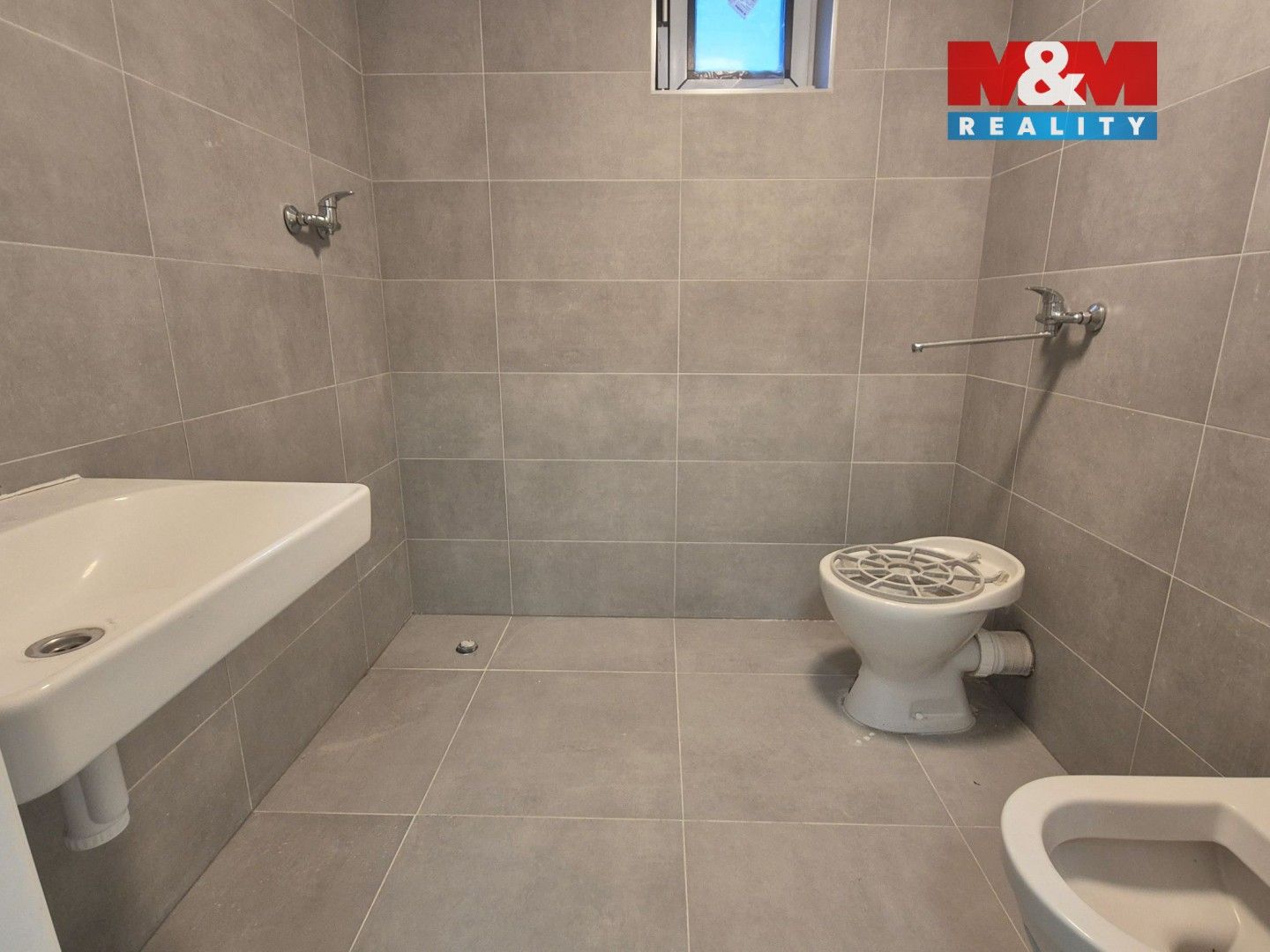 Pronájem komerčního prostoru 128 m² - foto 10