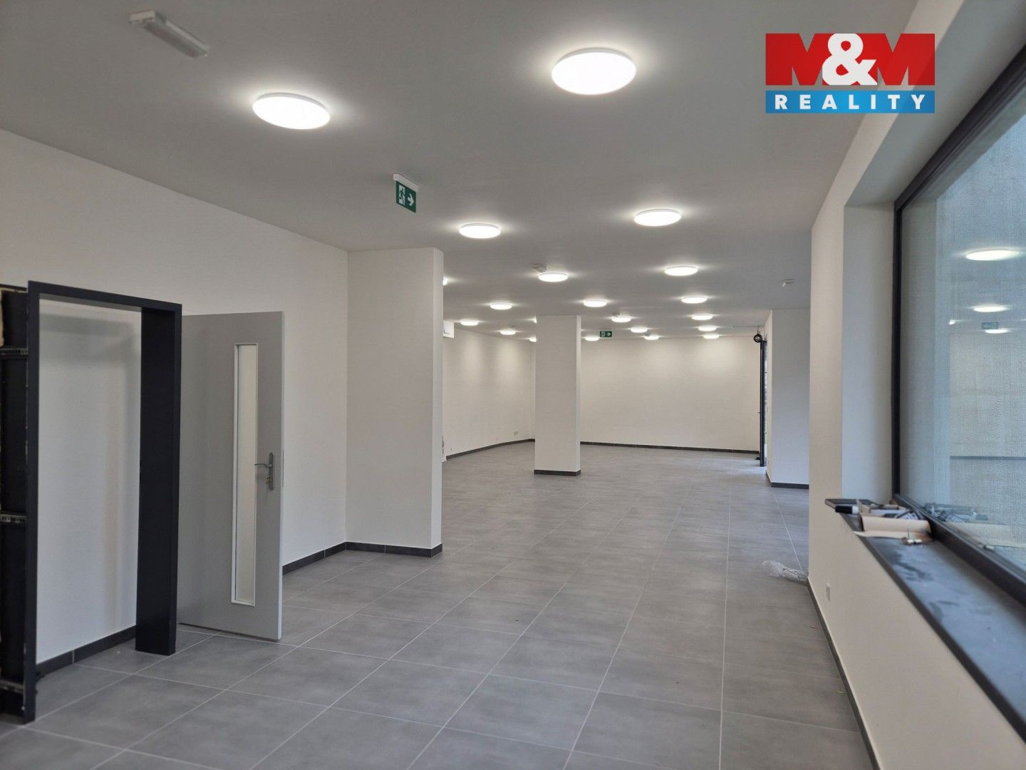 Pronájem komerčního prostoru 128 m² - foto 18