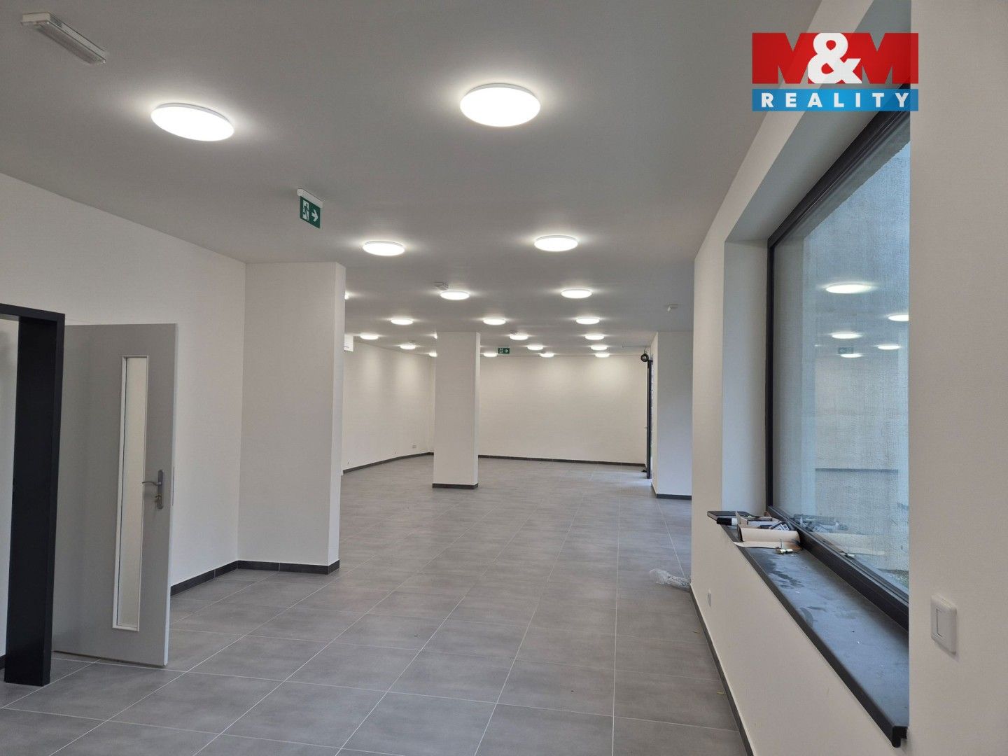 Pronájem komerčního prostoru 128 m² - foto 17