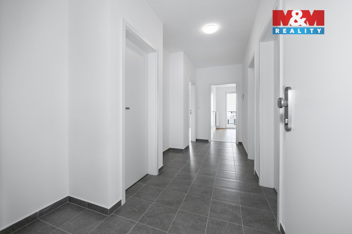 Pronájem bytu 2+kk 66 m² - foto 10