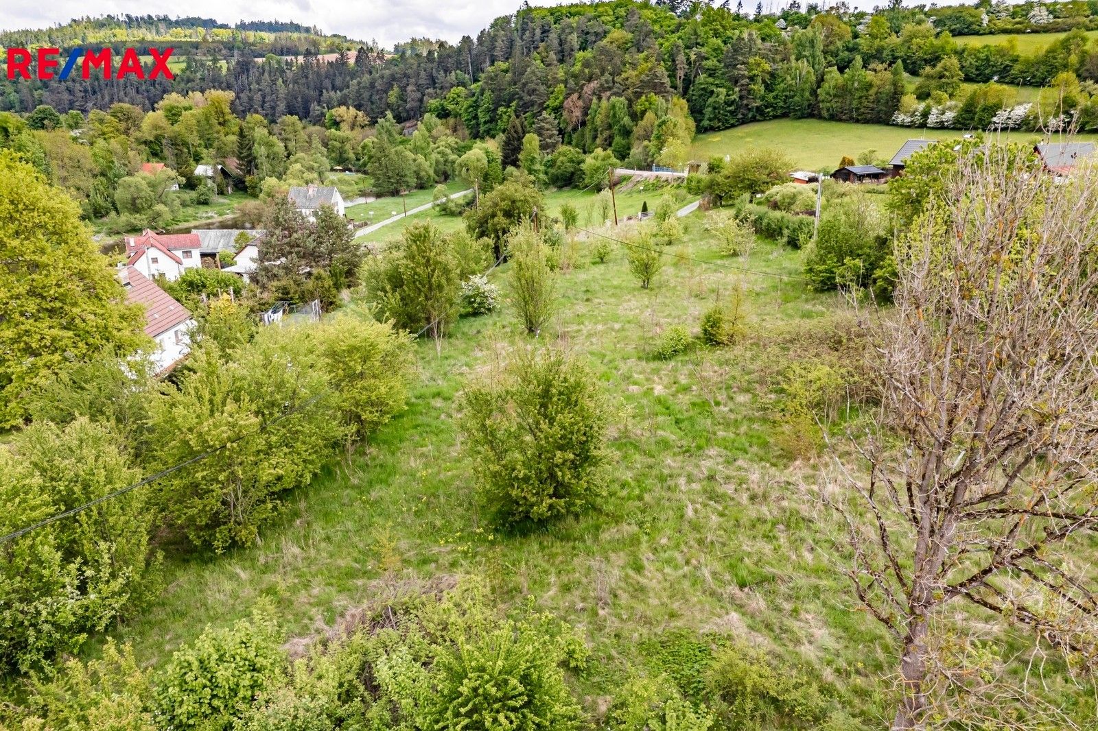 Prodej pozemku 800 m² - foto 3