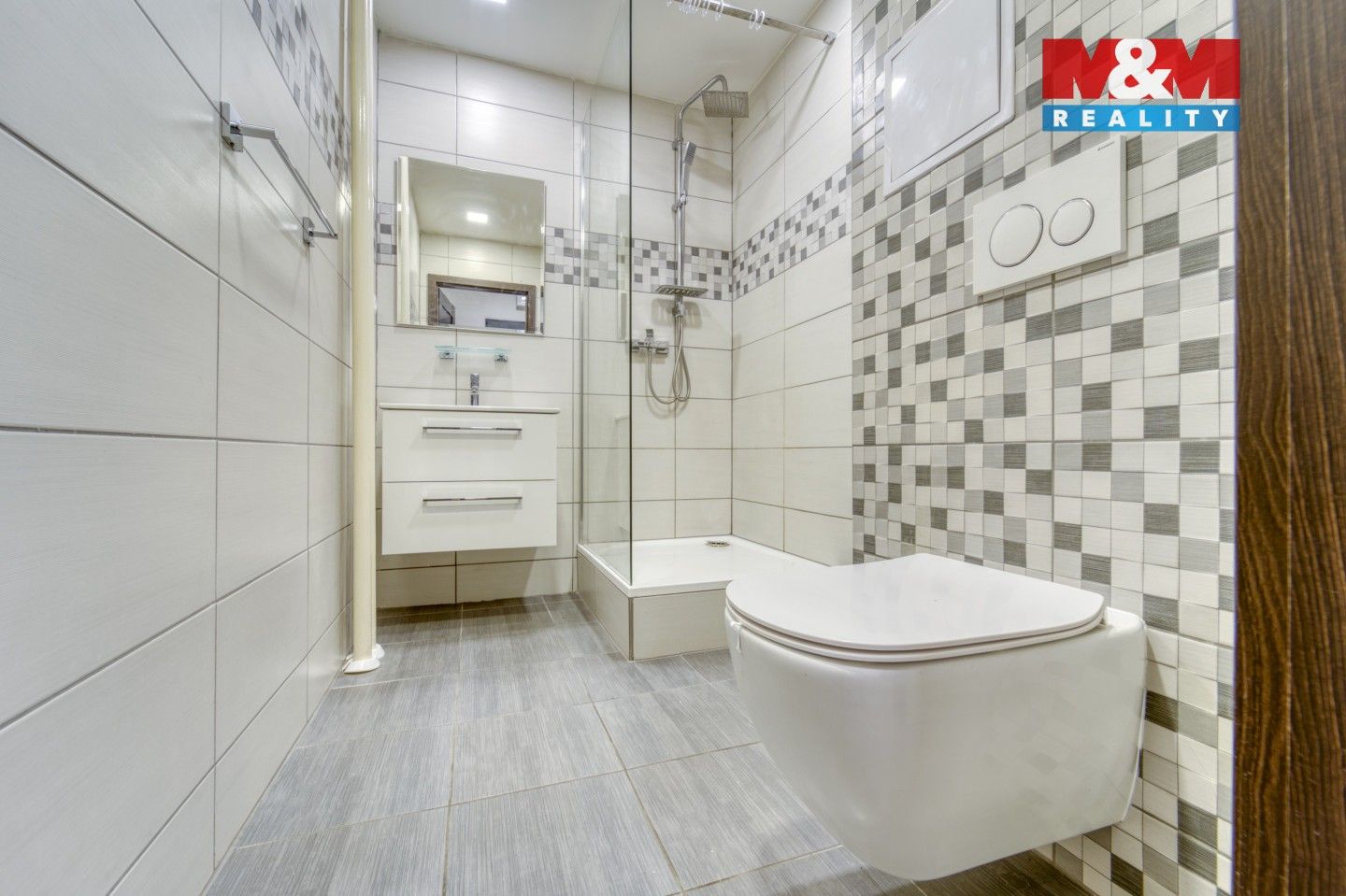 Pronájem bytu 2+1 57 m² - foto 3
