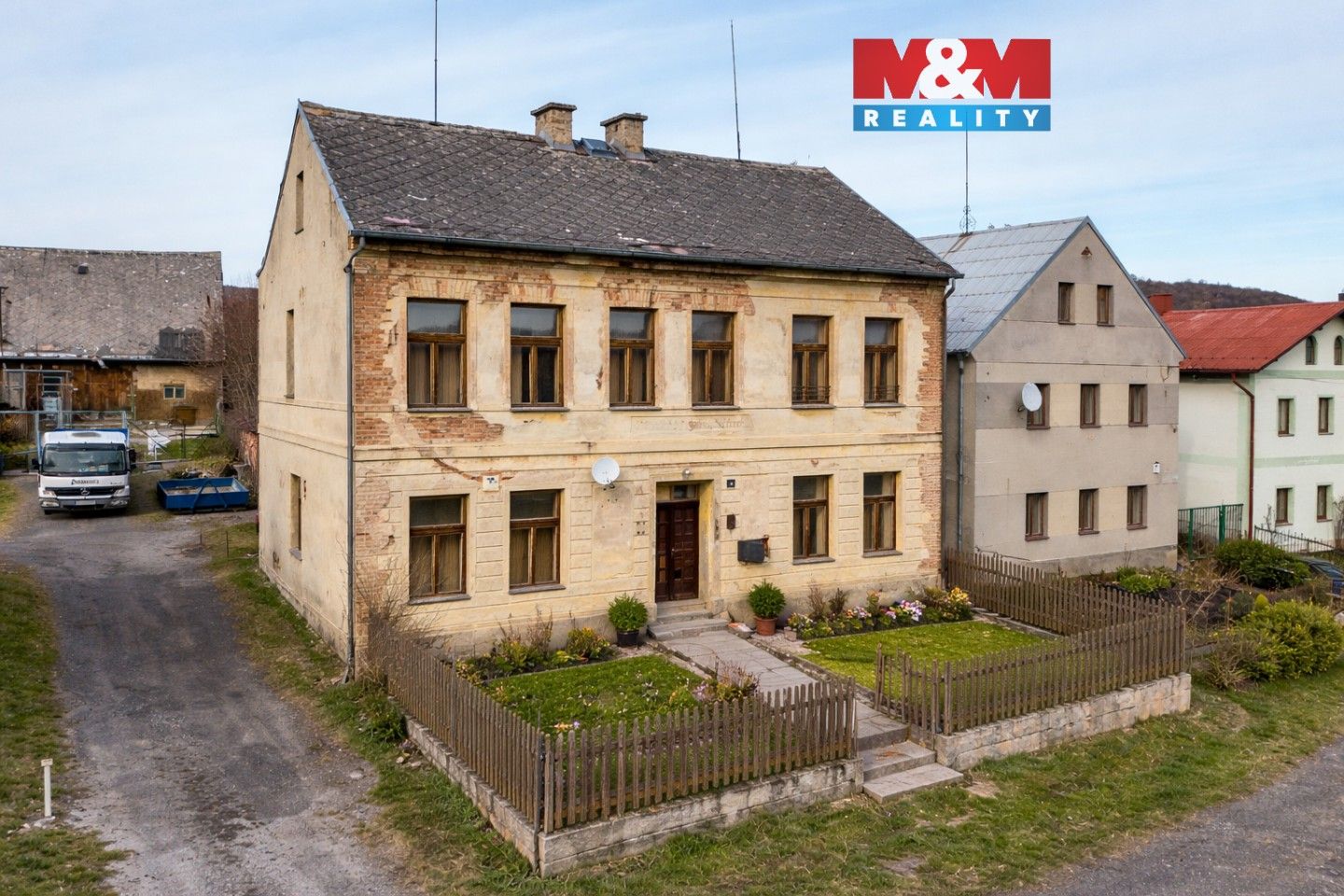 Prodej domu 200 m² - foto 1