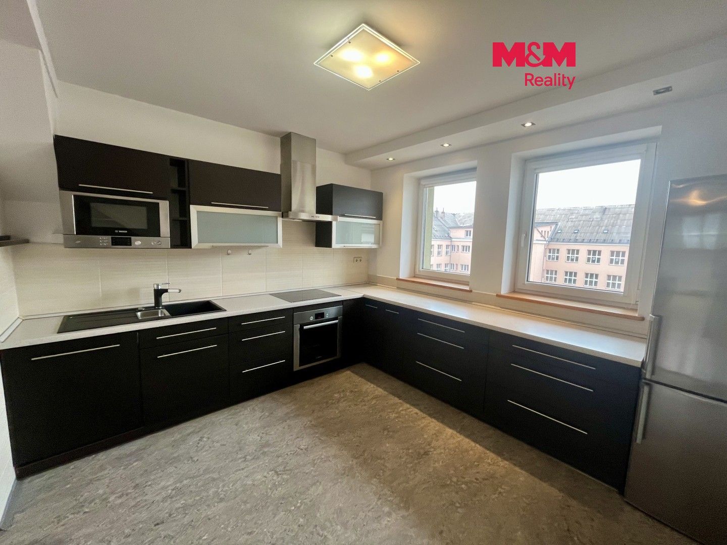 Pronájem bytu 3+1 123 m² - foto 1