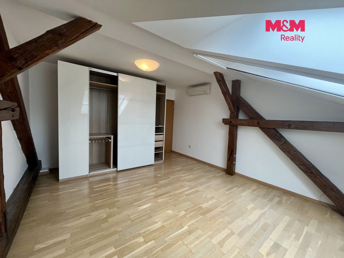 Pronájem bytu 3+1 123 m² - foto 15