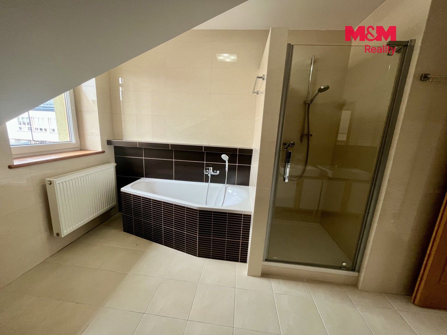Pronájem bytu 3+1 123 m² - foto 18