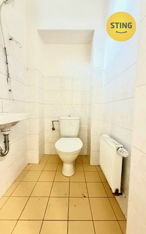 Pronájem komerčního prostoru 71 m² - foto 7