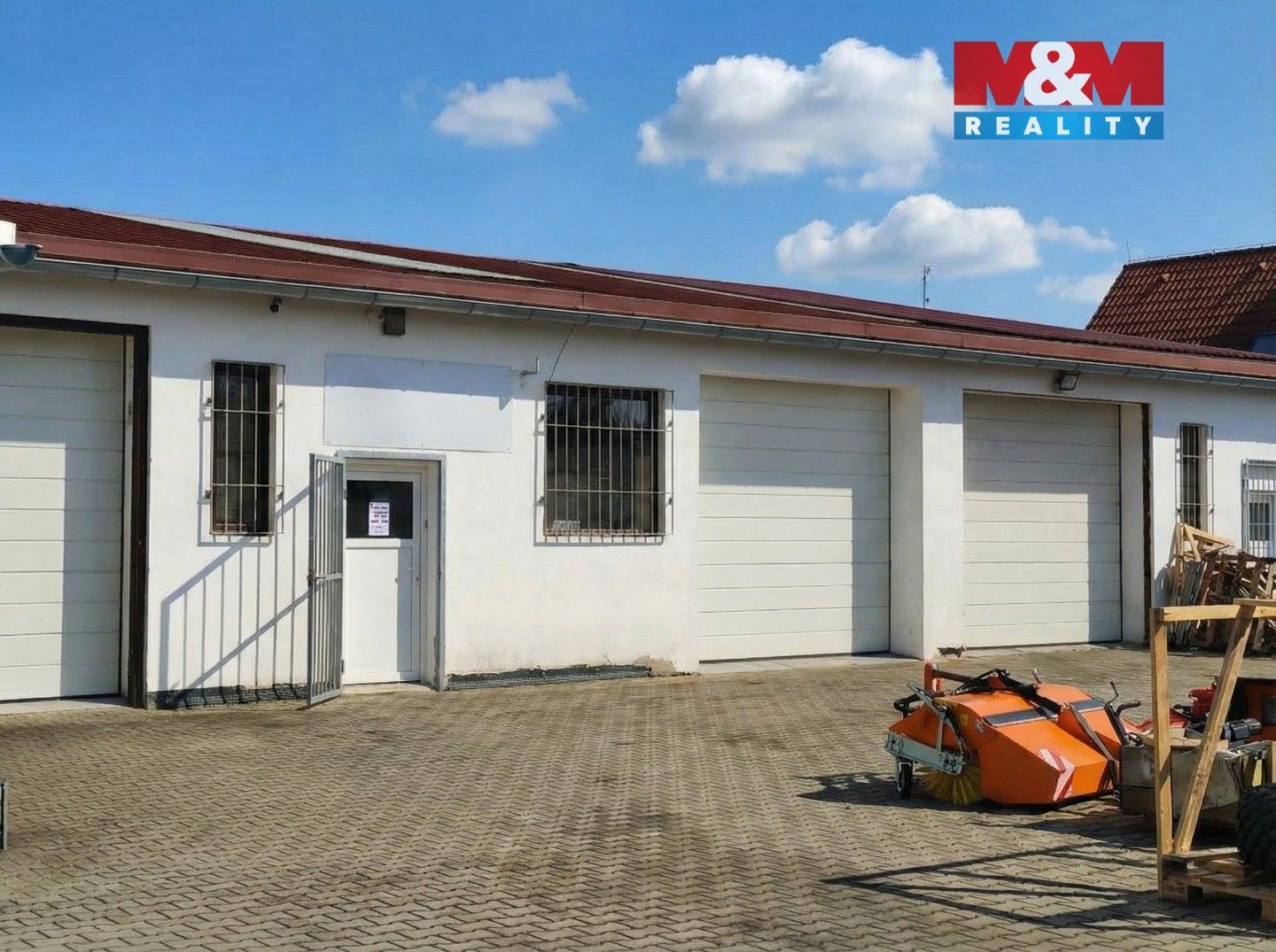 Prodej komerčního prostoru 972 m² - foto 4