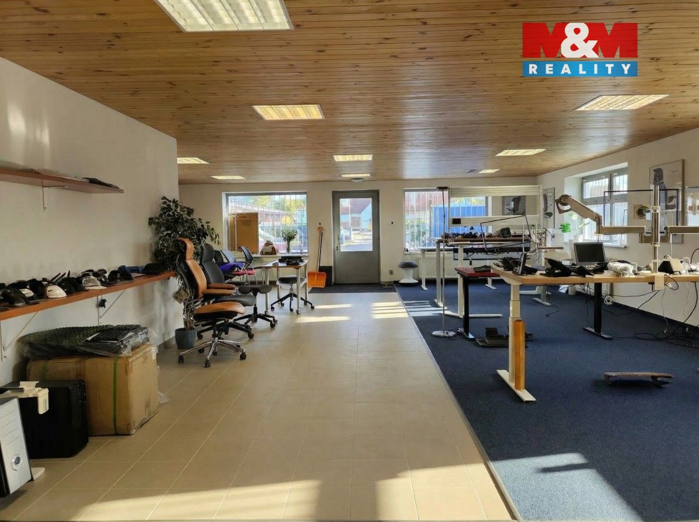 Prodej komerčního prostoru 972 m² - foto 5