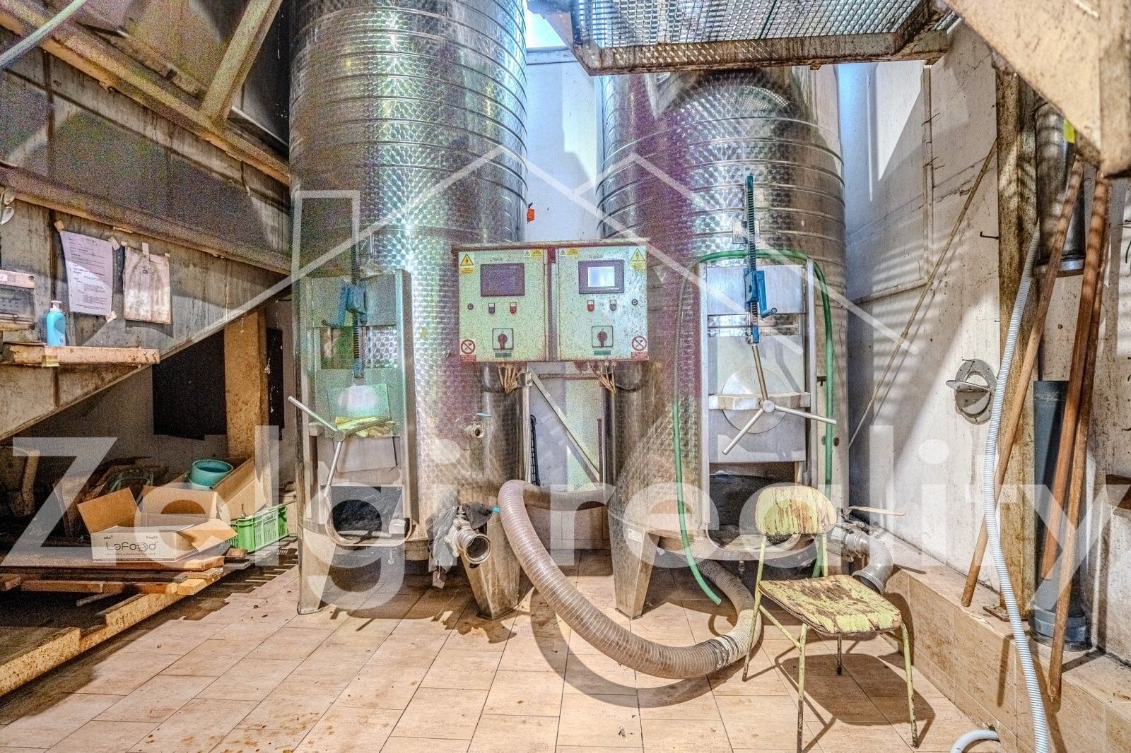 Pronájem komerčního prostoru 355 m² - foto 7
