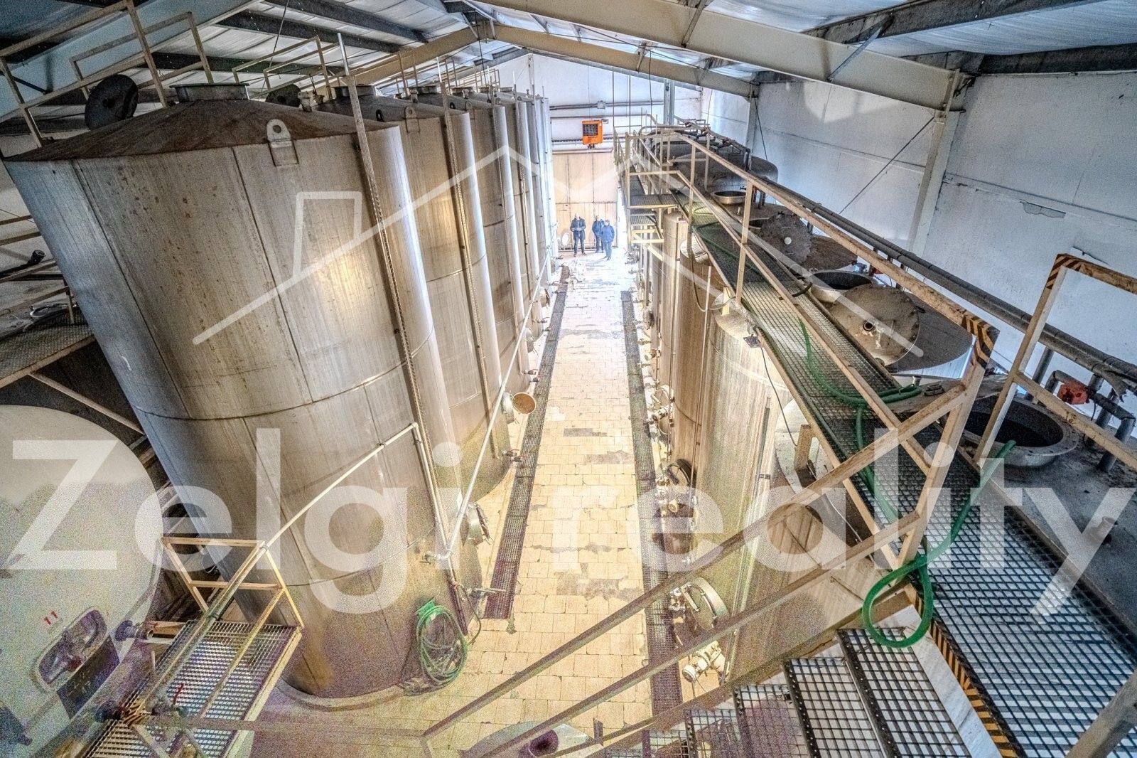 Pronájem komerčního prostoru 355 m² - foto 10