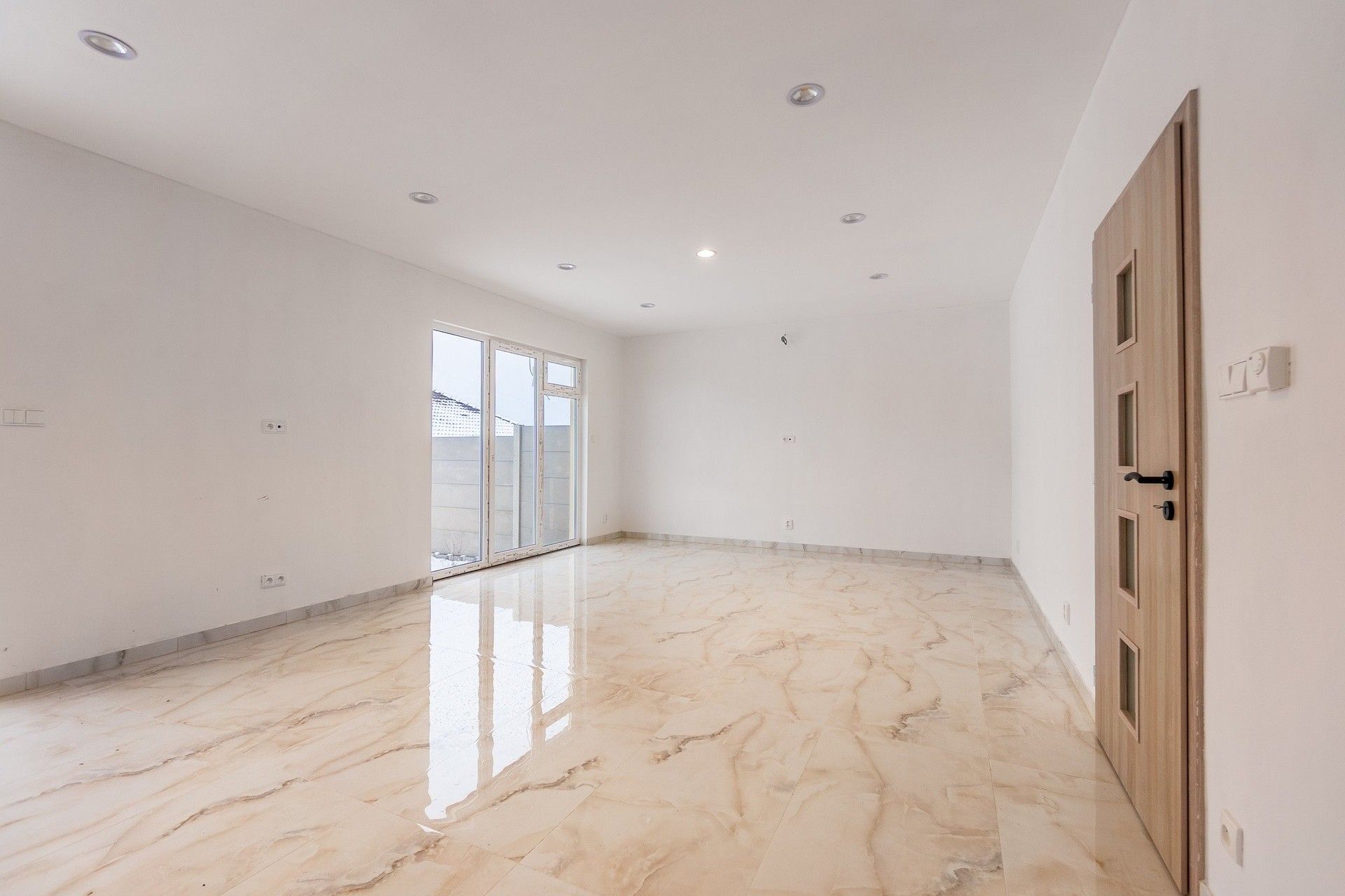Prodej nemovitosti 130 m² - foto 5