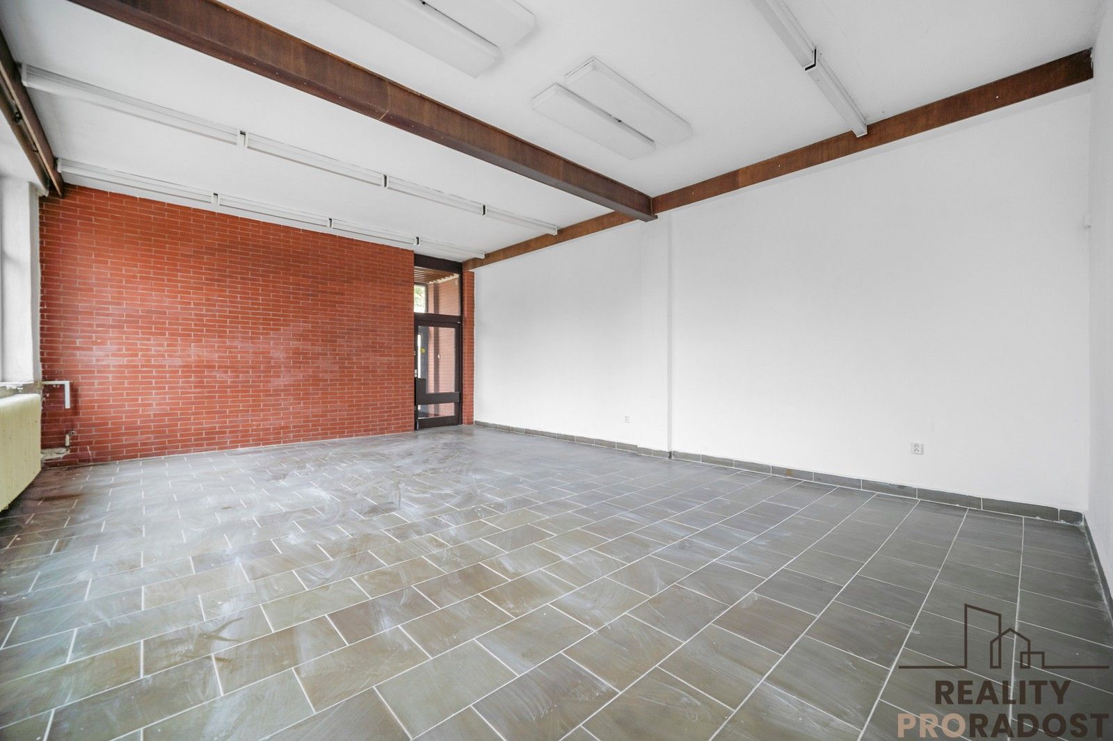 Pronájem komerčního prostoru 43 m² - foto 3