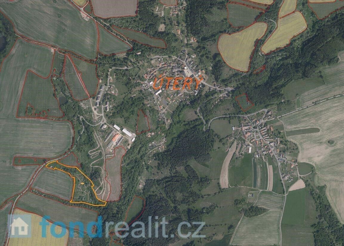 Prodej pozemku 34244 m² - foto 6