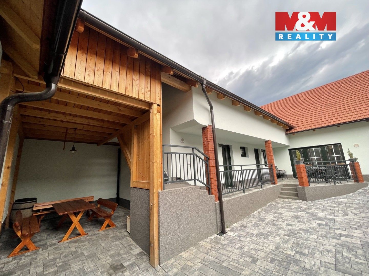 Prodej komerčního prostoru 350 m² - foto 9
