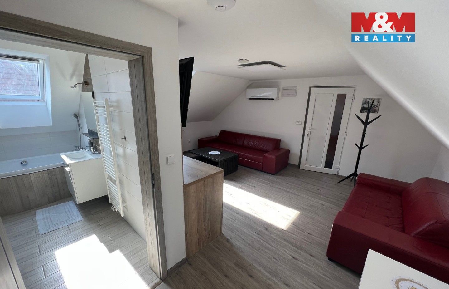 Prodej komerčního prostoru 350 m² - foto 12
