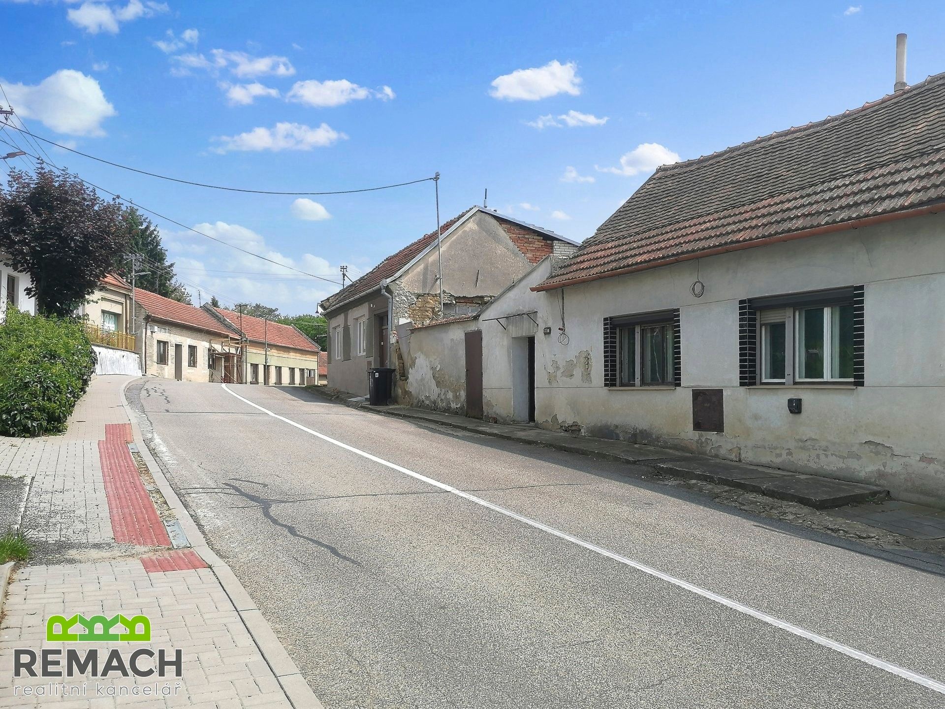 Prodej domu 60 m² - foto 2