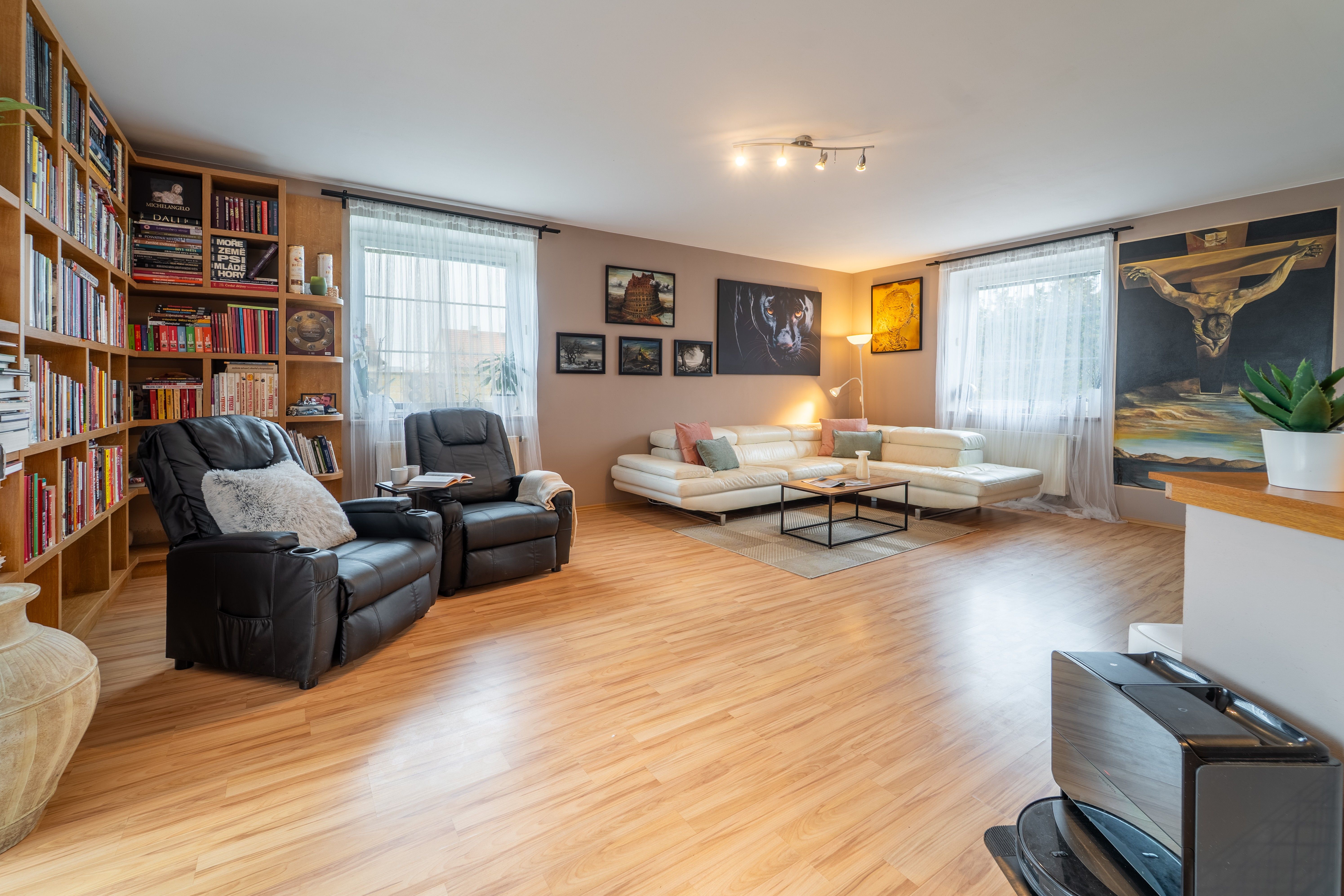 Prodej domu 247 m² - foto 2
