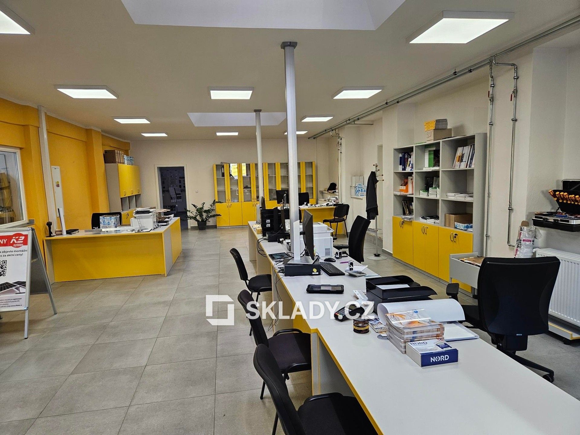 Pronájem komerčního prostoru 730 m² - foto 10