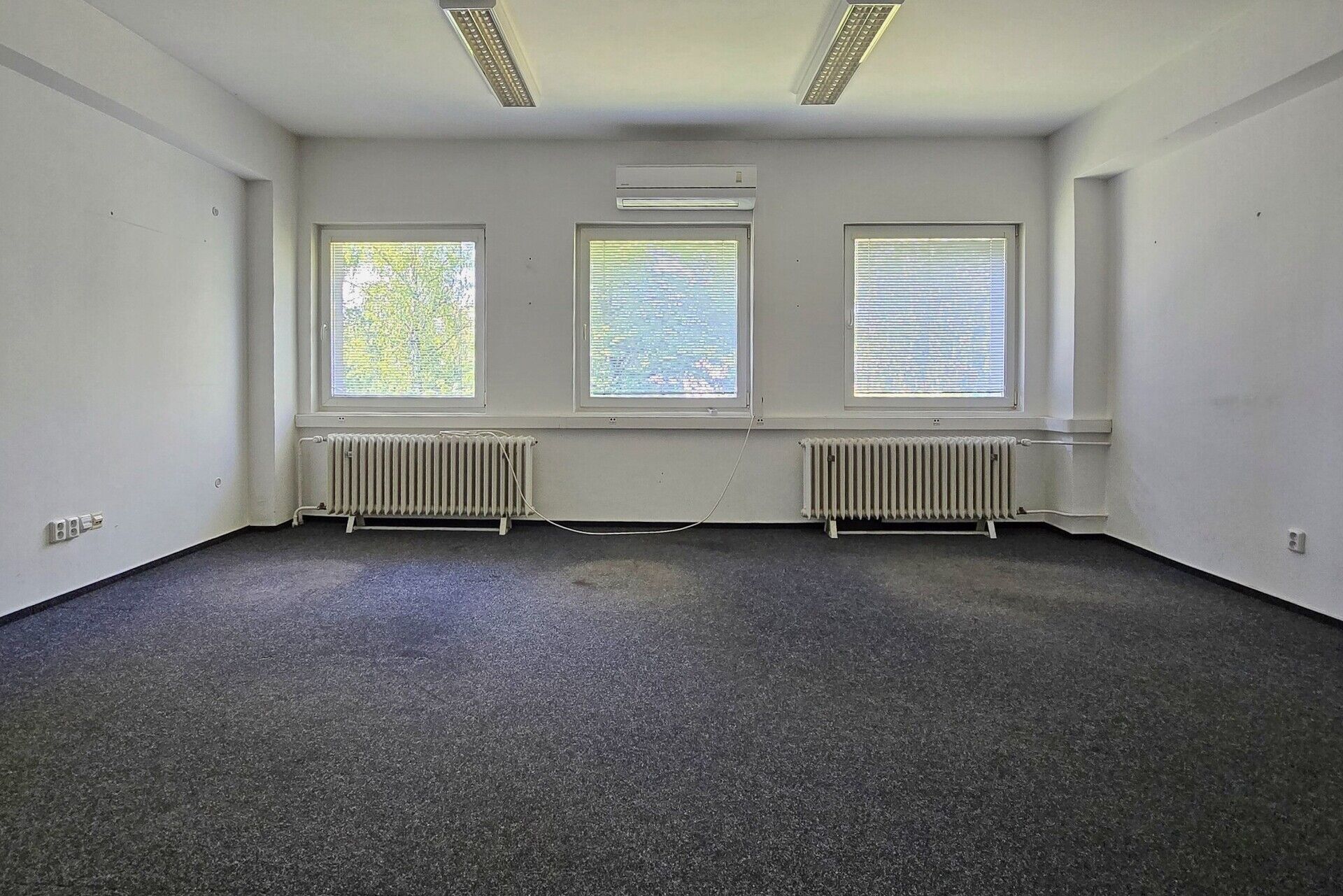 Pronájem komerčního prostoru 15 m² - foto 9