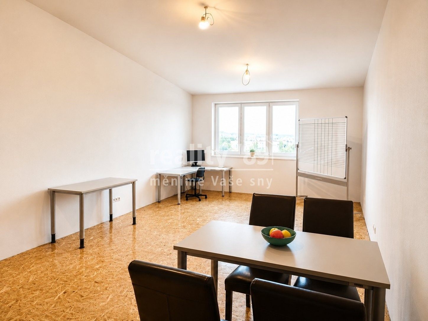 Pronájem komerčního prostoru 67 m² - foto 3