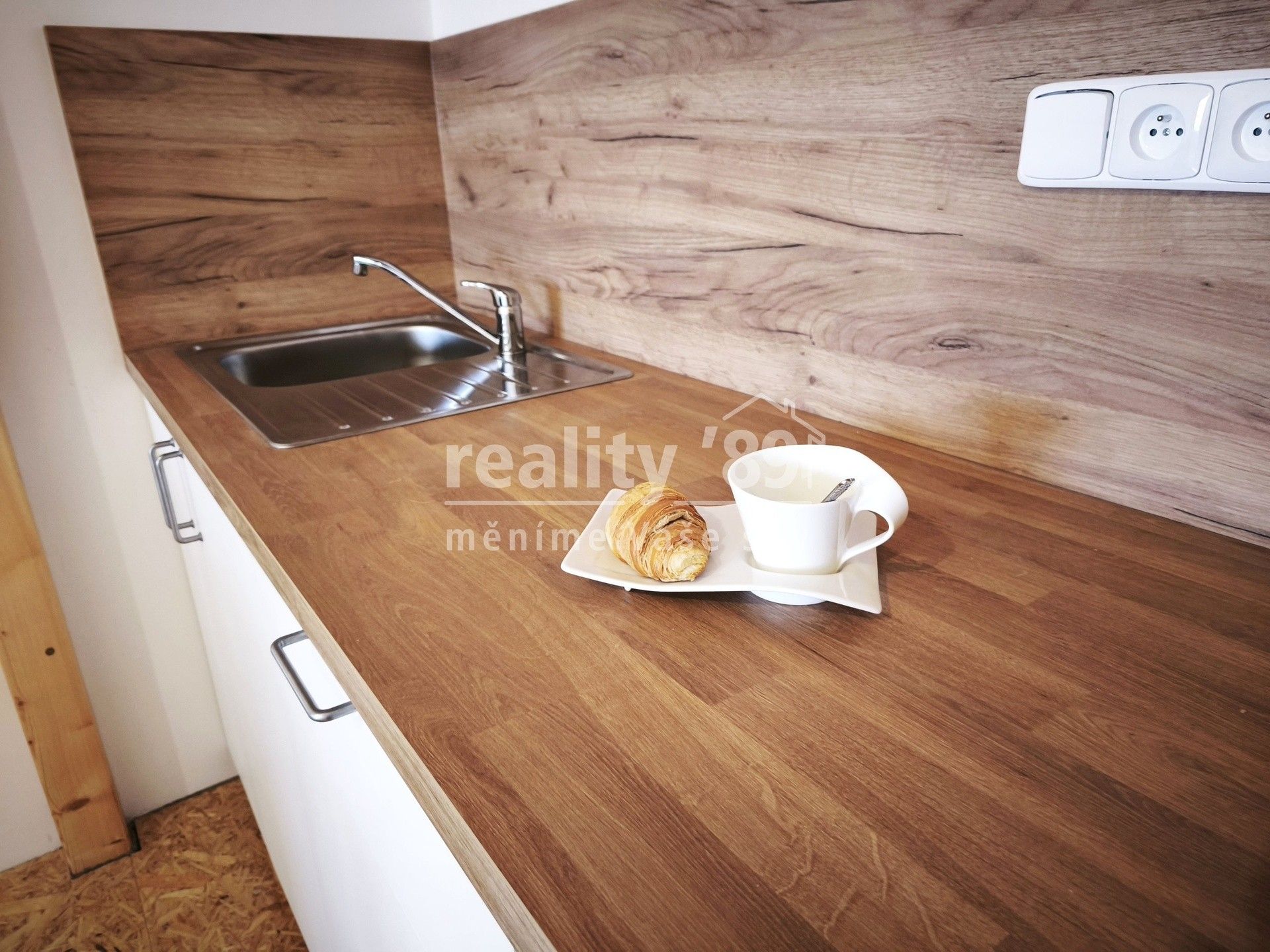 Pronájem komerčního prostoru 67 m² - foto 5